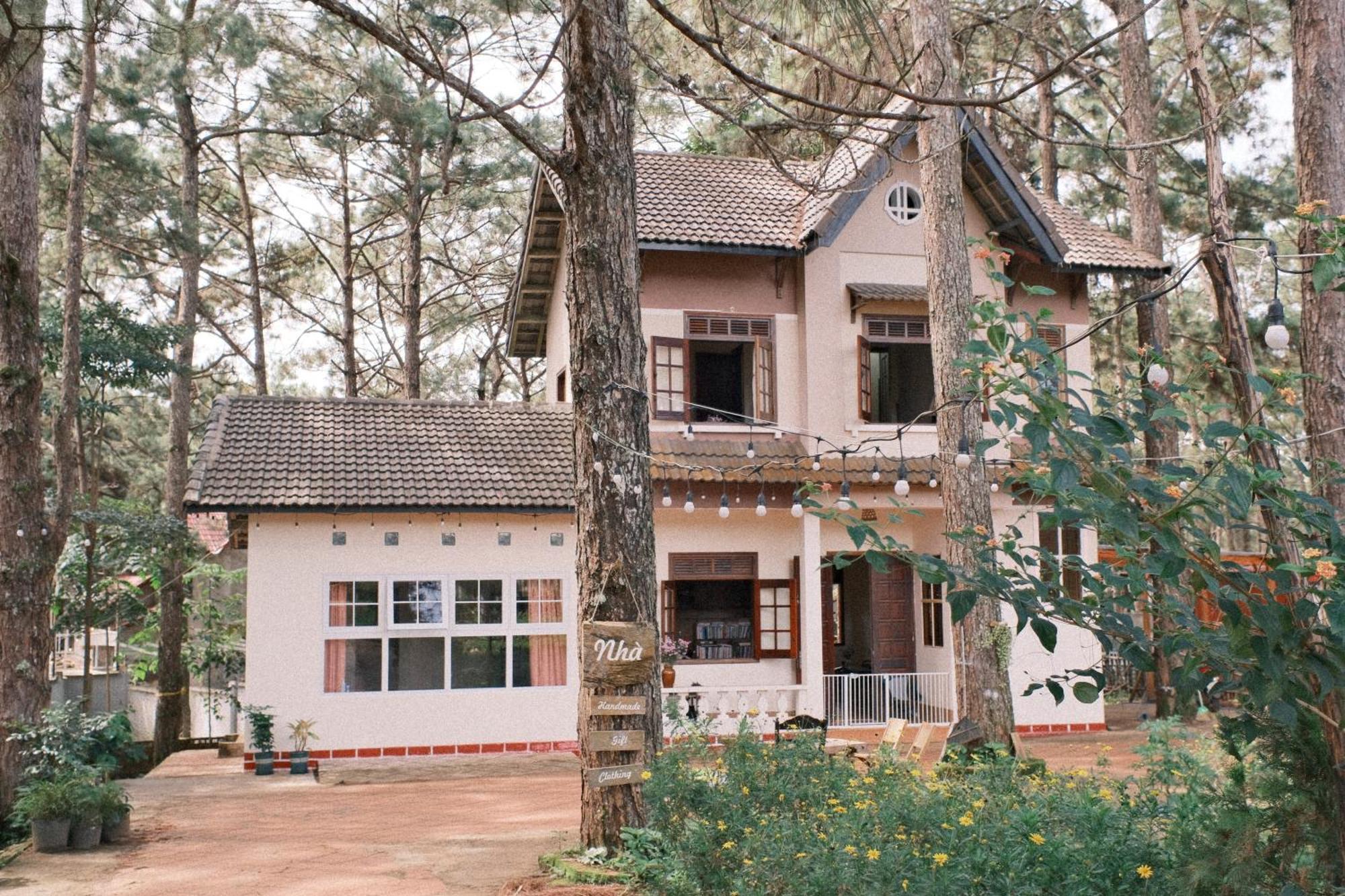 Tron Homestay Kon Von Kla Bagian luar foto