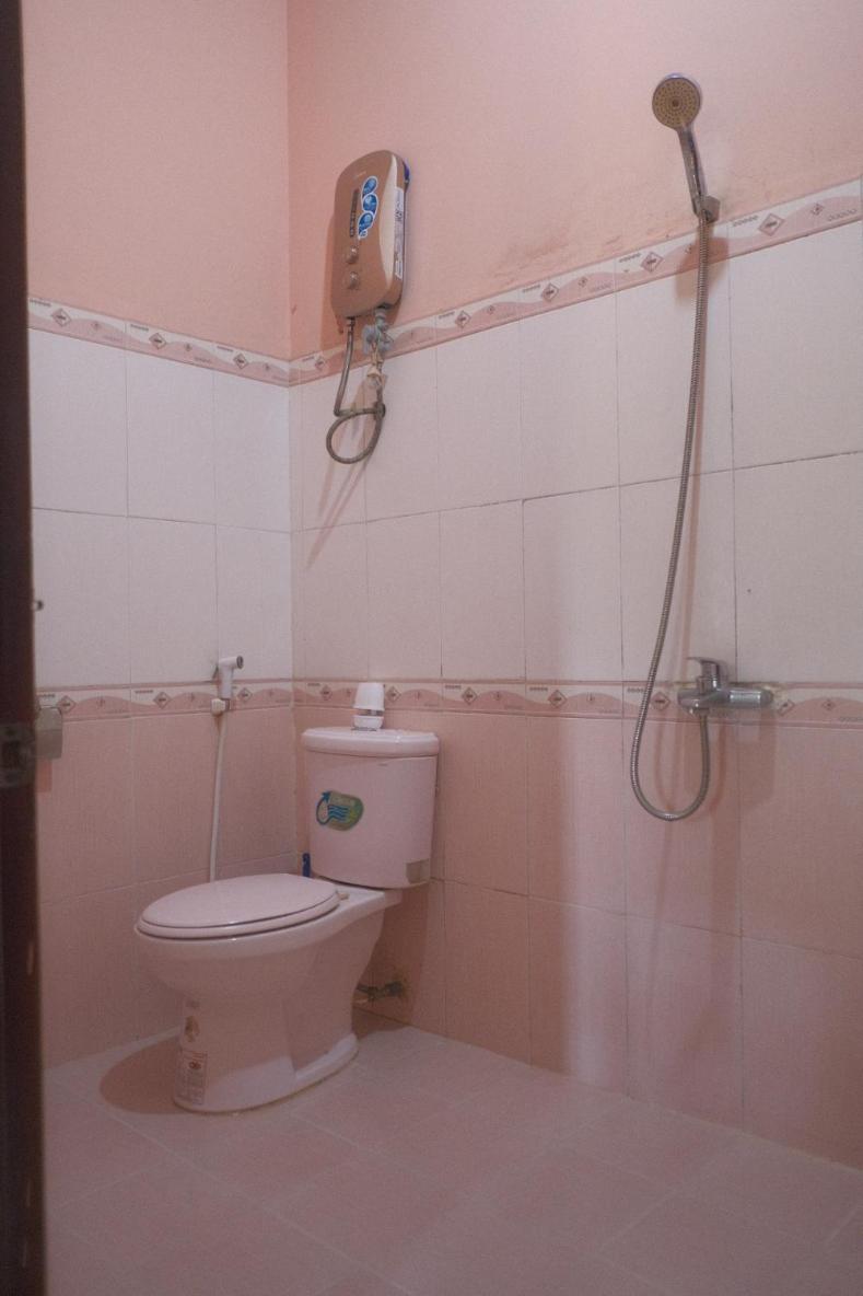 Tron Homestay Kon Von Kla Bagian luar foto